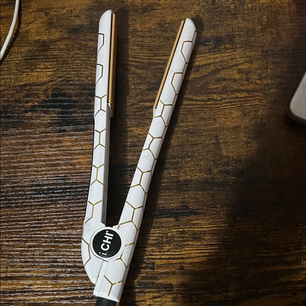 CHI White and Gold Hair Straightener